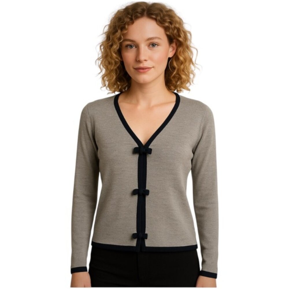Escada Size 4/6 Grey Navy Trim Hook Eye Closure with Bow Detail Wool Car…